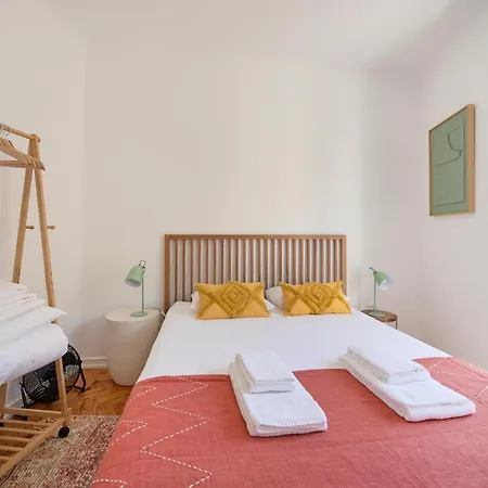 Belém River View W Amazing Balcony, By Timecooler *