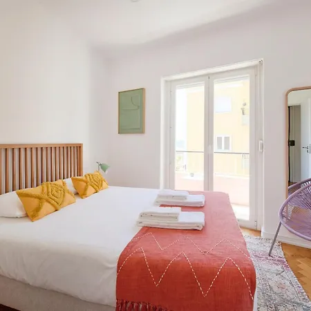 Belem River View W Amazing Balcony, By Timecooler